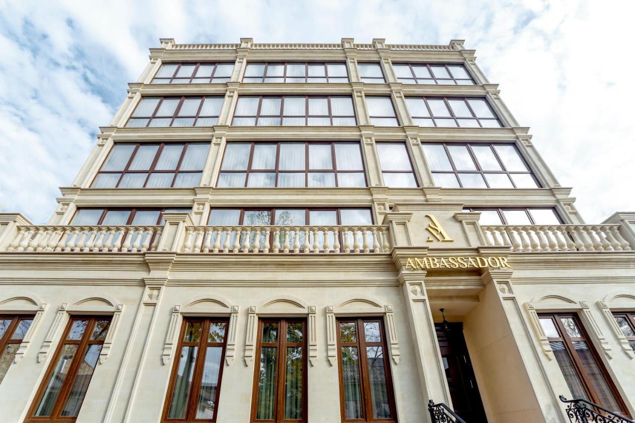 Ambassador Hotel Chisinau Exterior photo